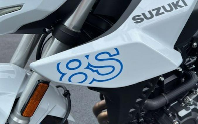 2023 Suzuki GSX-8S