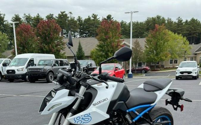 2023 Suzuki GSX-8S