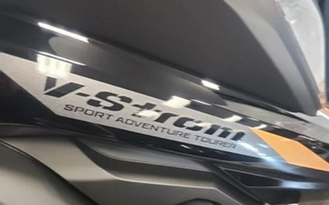 2025 Suzuki V-Strom 650XT Adventure