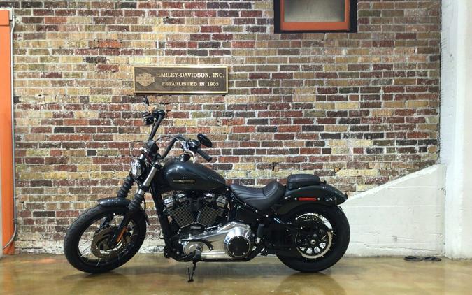 FXBB 2025 Street Bob