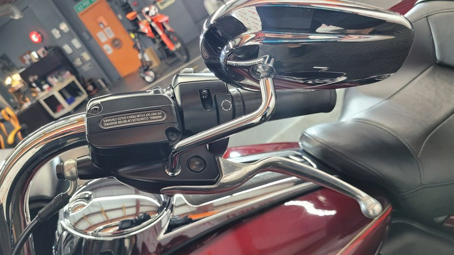 2017 Harley Davidson Fltru Road Glide ULT