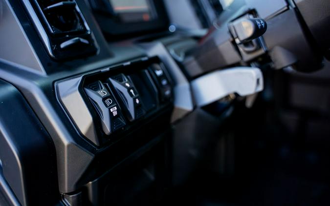 2026 Can-Am® Defender MAX LONE STAR CAB HD11