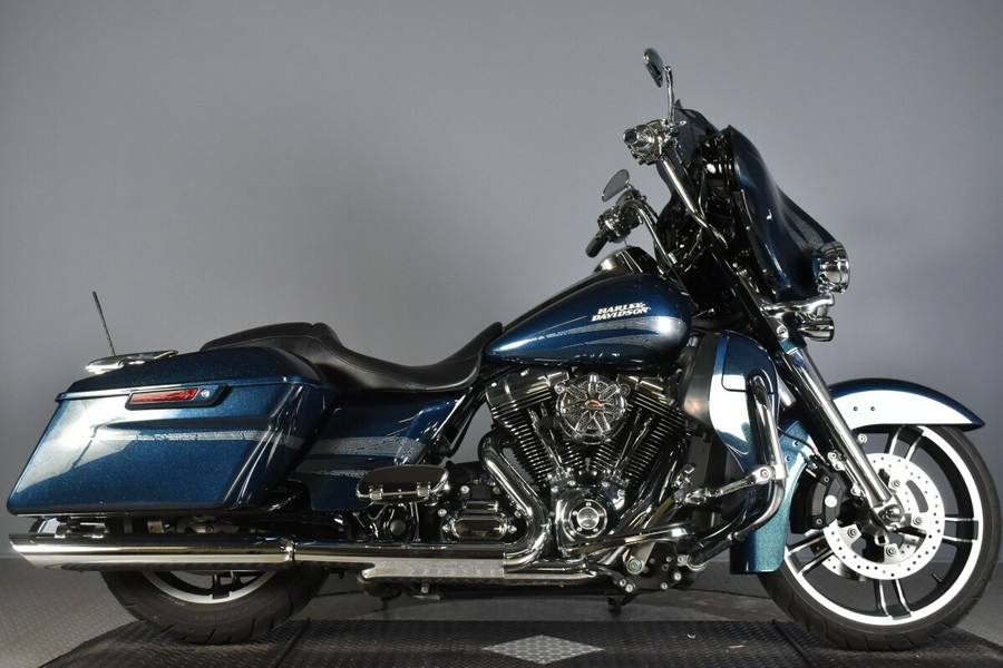 2016 Harley-Davidson Street Glide Special