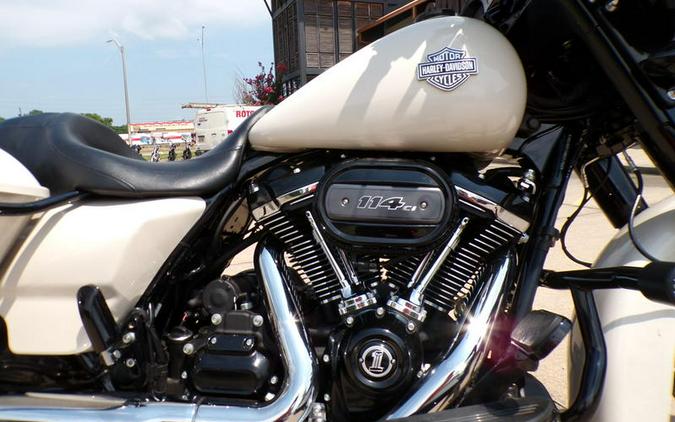 2022 Harley-Davidson® FLHXS - Street Glide® Special