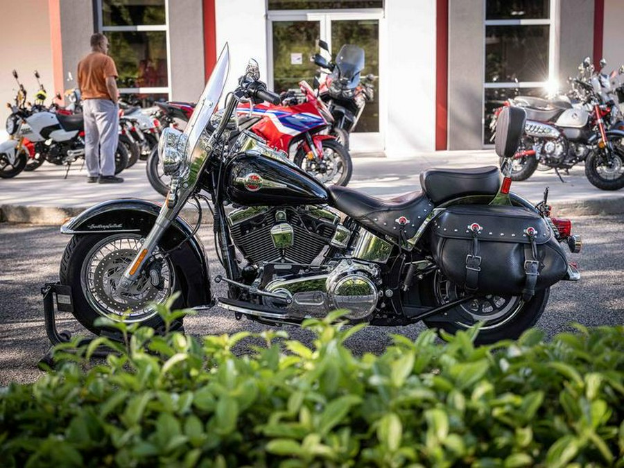 2017 Harley-Davidson® FLSTC - Heritage Softail® Classic