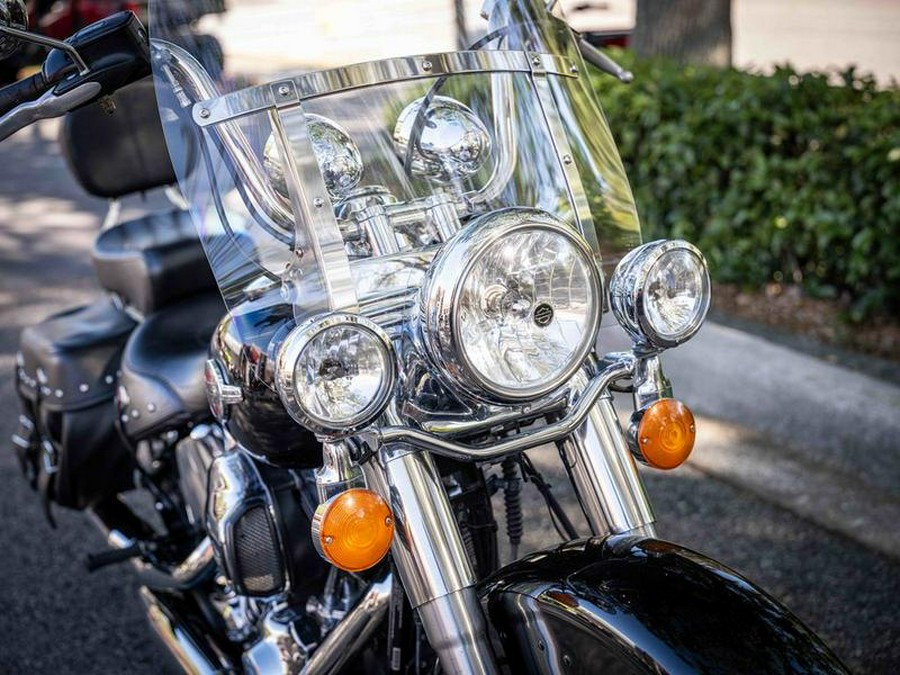 2017 Harley-Davidson® FLSTC - Heritage Softail® Classic