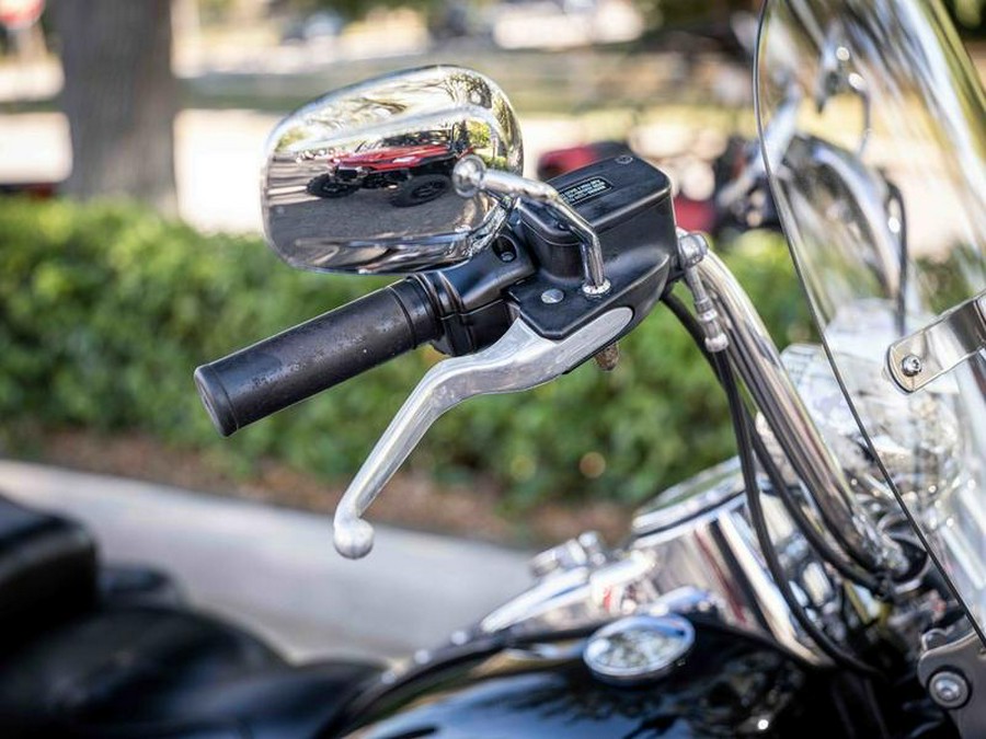 2017 Harley-Davidson® FLSTC - Heritage Softail® Classic