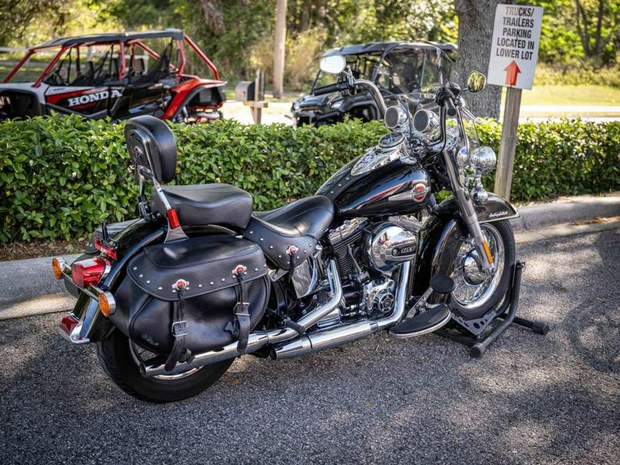 2017 Harley-Davidson® FLSTC - Heritage Softail® Classic