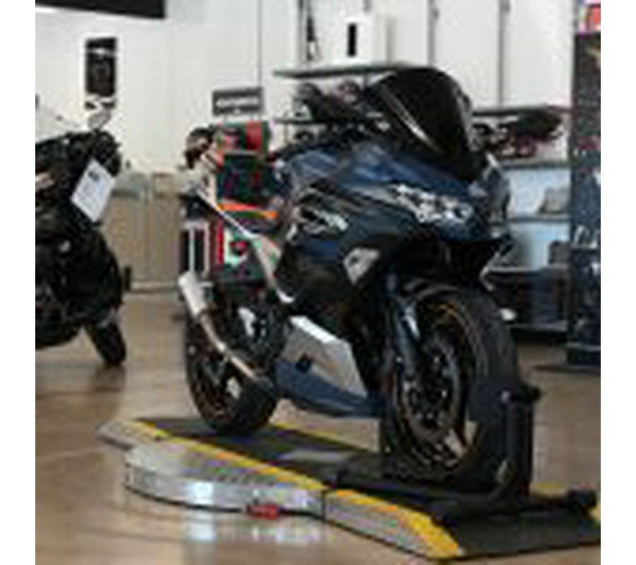 2023 Kawasaki Ninja 400