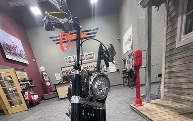 2019 Harley-Davidson® FLSL - Softail® Softail Slim®