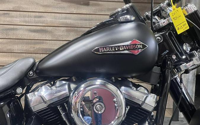 2019 Harley-Davidson® FLSL - Softail® Softail Slim®