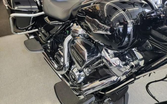 2017 Harley-Davidson FLHR Road King