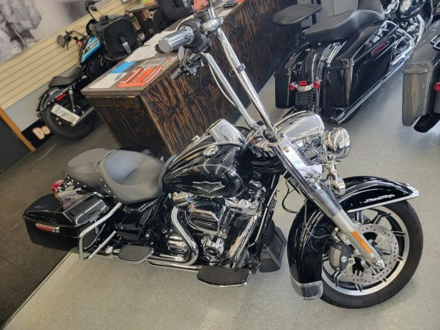2017 Harley-Davidson FLHR Road King
