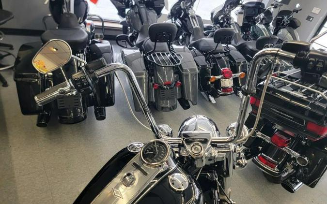 2017 Harley-Davidson FLHR Road King