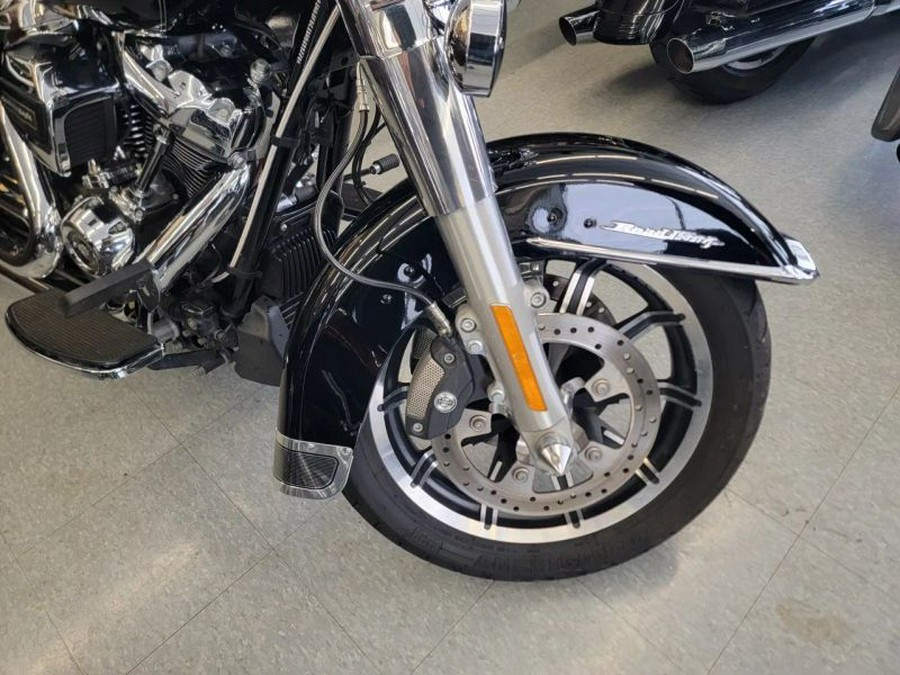 2017 Harley-Davidson FLHR Road King