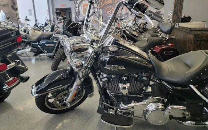 2017 Harley-Davidson FLHR Road King