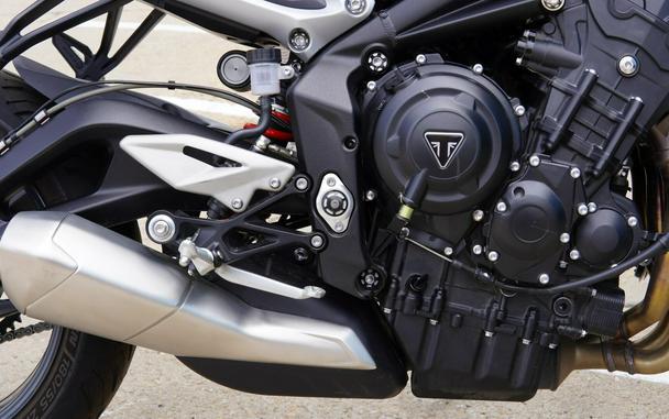 2024 Street Triple 765 R