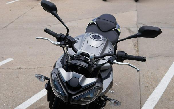 2024 Street Triple 765 R