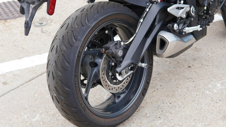 2024 Street Triple 765 R