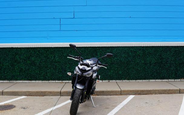 2024 Street Triple 765 R