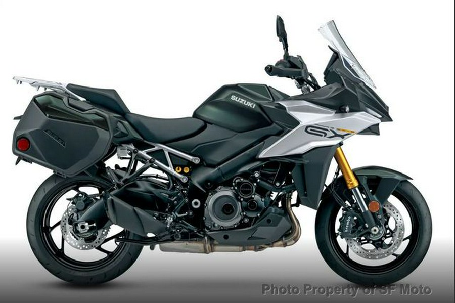 2024 Suzuki GSX-S1000GX+