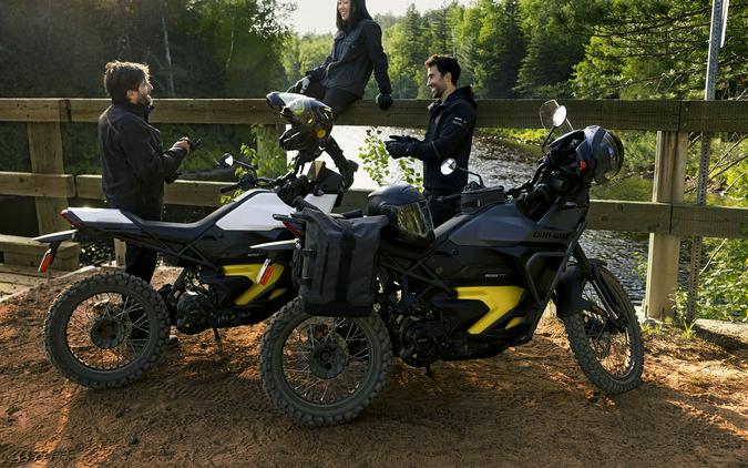 2025 Can-Am Origin Base