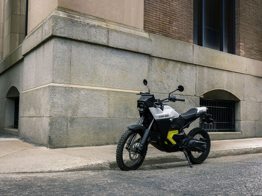 2025 Can-Am Origin Base