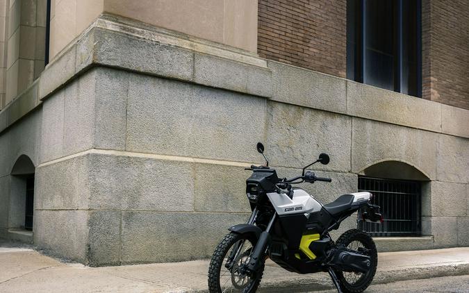 2025 Can-Am Origin Base