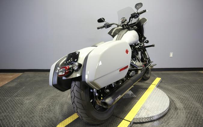 2025 Harley-Davidson Low Rider ST Billiard Gray - Black Finish
