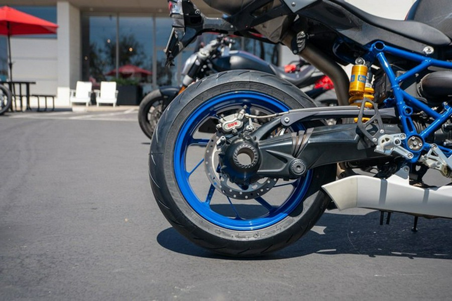 2009 BMW HP2 Sport