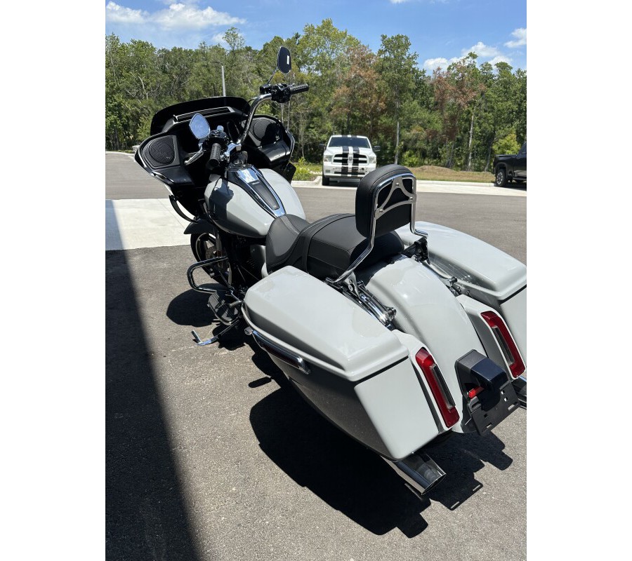 2024 Harley-Davidson Road Glide®