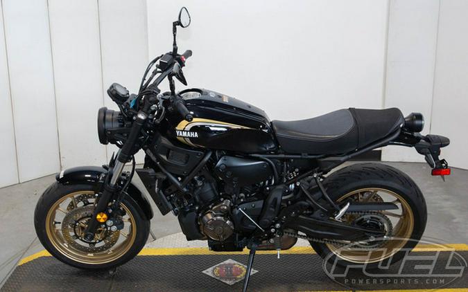 2023 Yamaha XSR 700