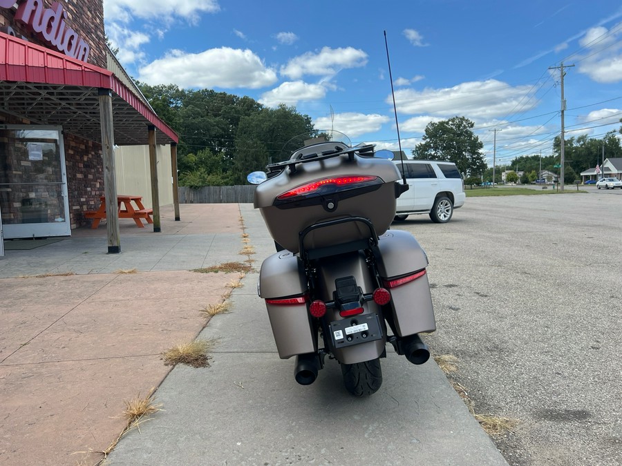 2025 Indian Motorcycle Roadmaster® PowerPlus Dark Horse® with 112
