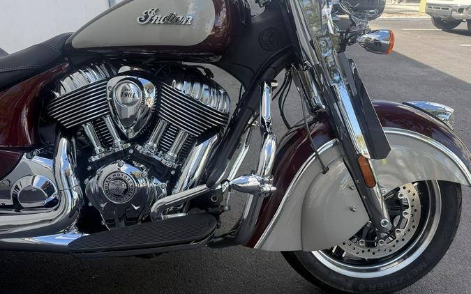 2025 Indian Motorcycle® Springfield® Maroon Metallic/Silver Quartz Metallic