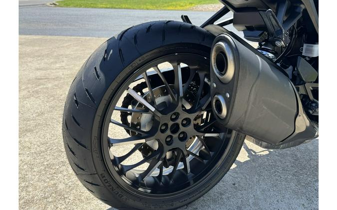 2024 CB1000R BLACK EDITION - Honda