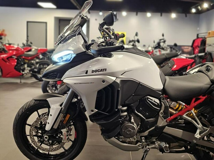 2023 Ducati Multistrada V4S Iceberg White - Alloy Wheels