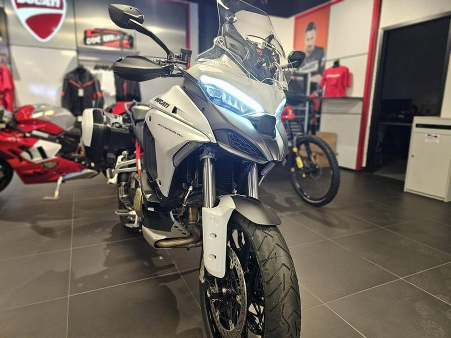 2023 Ducati Multistrada V4S Iceberg White - Alloy Wheels