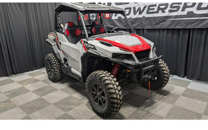 2025 Polaris GENERAL XP 1000 SPORT