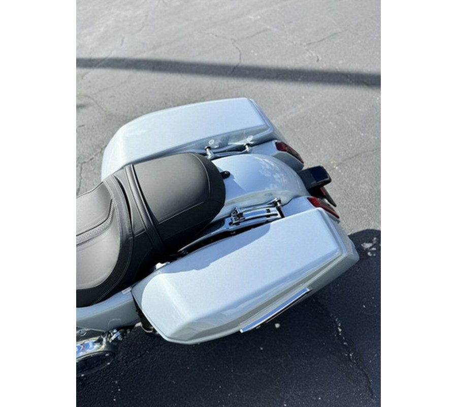 2025 Harley-Davidson FLTRX - Road Glide