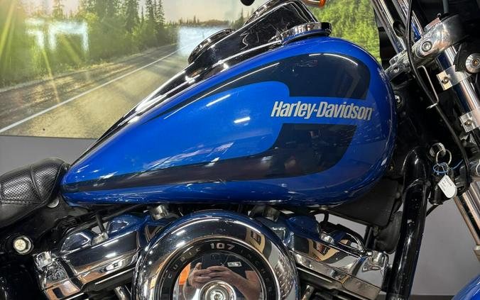 2018 Harley-Davidson® Low Rider® ELECTRIC BLUE