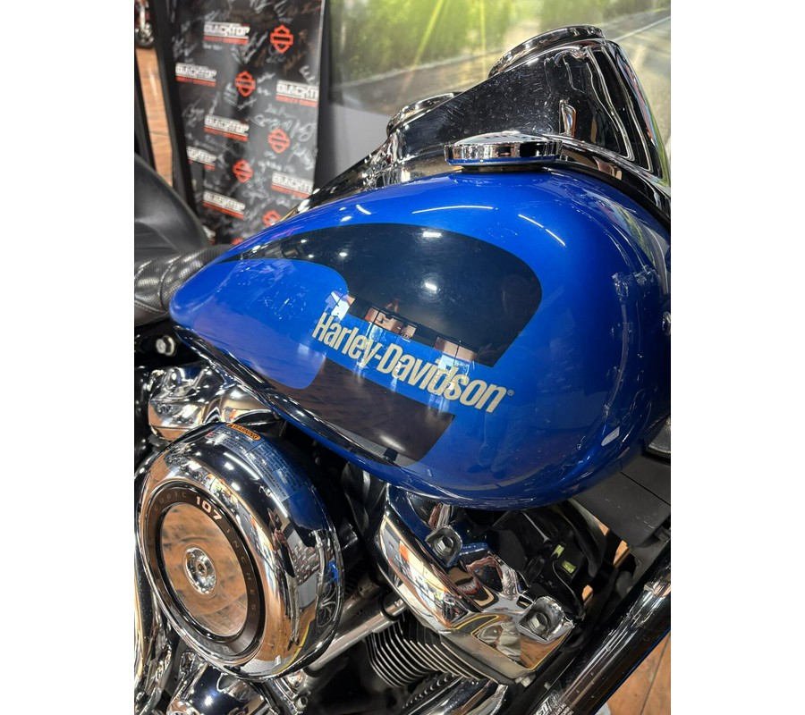 2018 Harley-Davidson® Low Rider® ELECTRIC BLUE