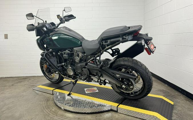 2024 Harley-Davidson Pan America™ 1250 Special ALPINE GREEN