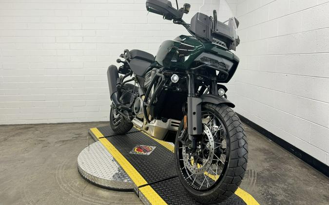 2024 Harley-Davidson Pan America™ 1250 Special ALPINE GREEN