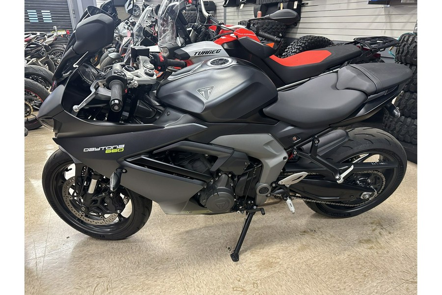 2025 Triumph Daytona 660