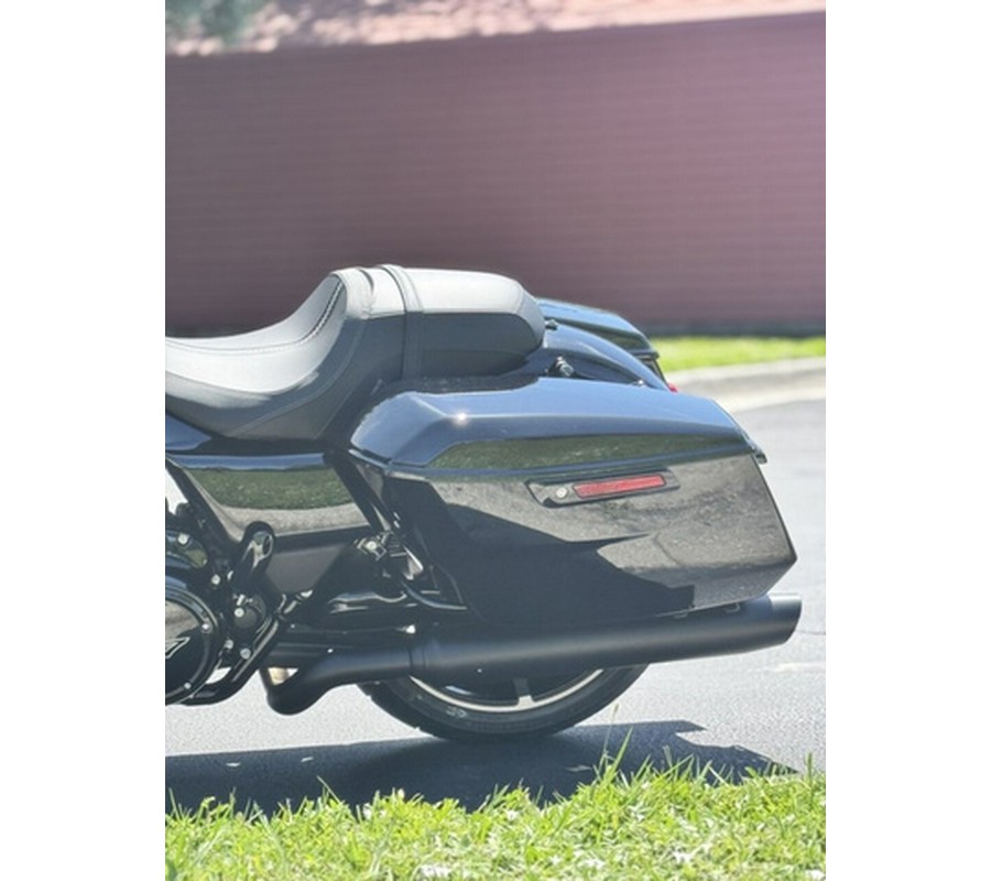 2025 Harley-Davidson FLHX - Street Glide