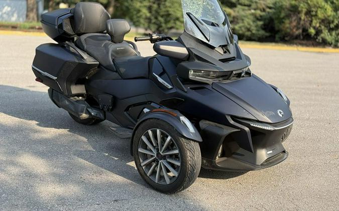2022 Can-Am Spyder RT Limited Dark Wheels