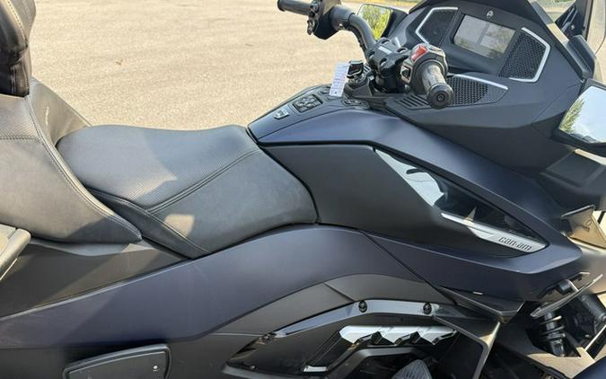 2022 Can-Am Spyder RT Limited Dark Wheels