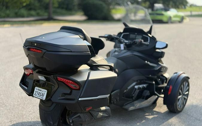 2022 Can-Am Spyder RT Limited Dark Wheels