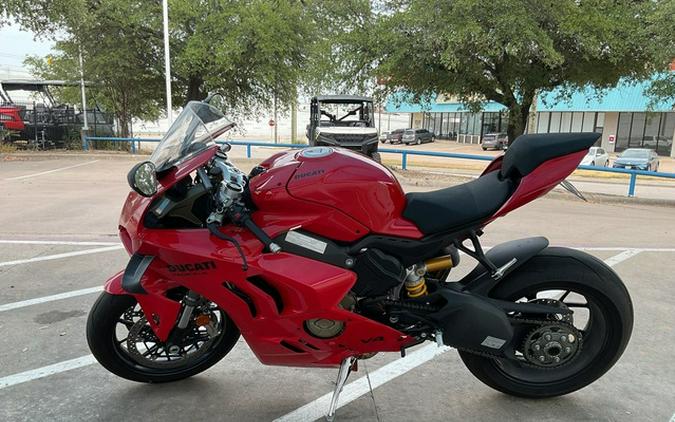 2023 Ducati Panigale V4 Ducati Red