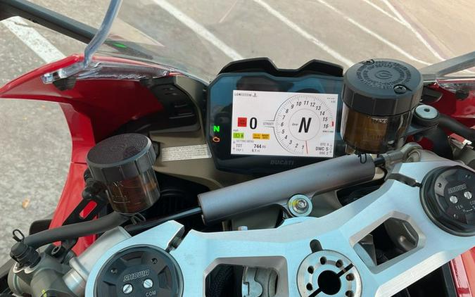 2023 Ducati Panigale V4 Ducati Red